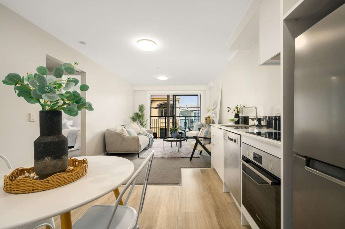 202/2 Colombo Street_4