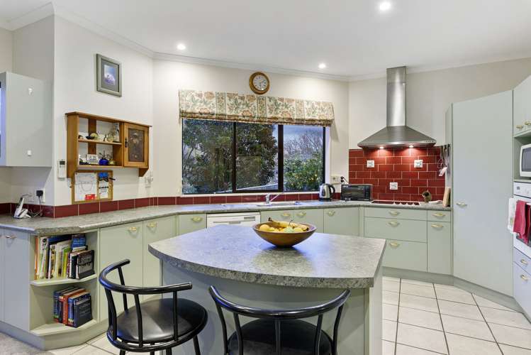 14 Harry Shaw Way Raumati South_7