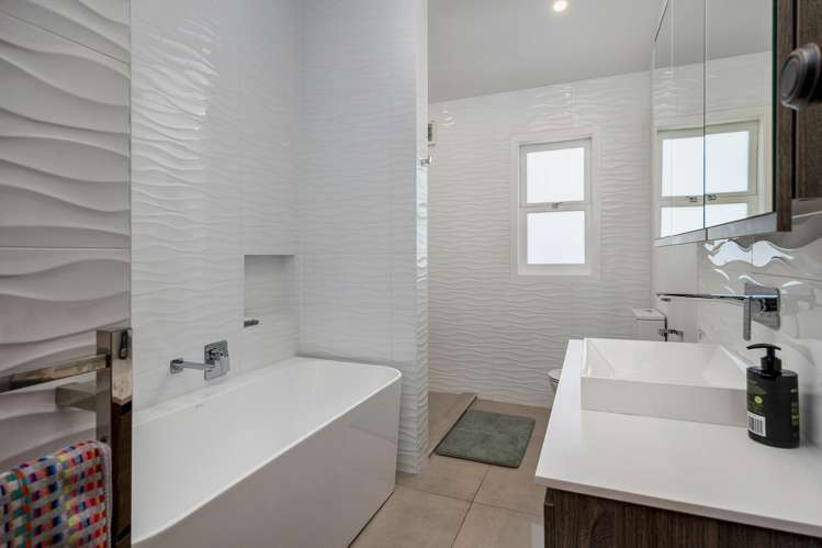 17 Linwood Avenue Mount Albert_16