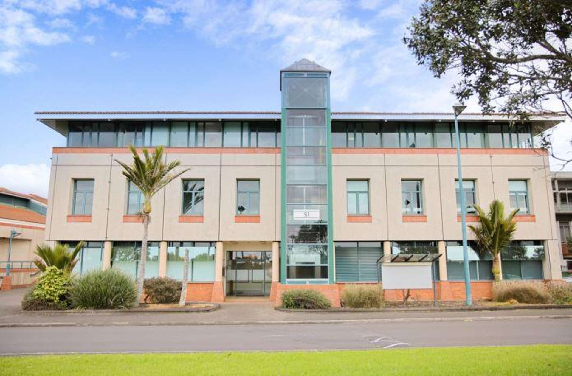 265 Morrin Road Saint Johns_0