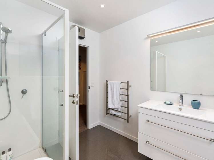 563 Frankton Road Queenstown_19