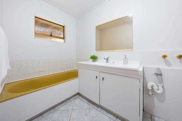 14 Glamorgan Drive Torbay_14