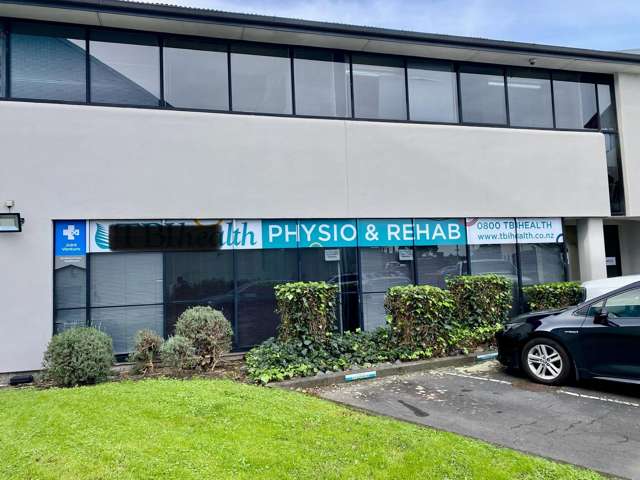 Prime office available Lincoln road