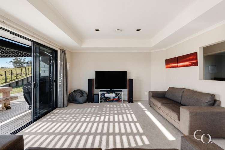 93 Falcon Drive Welcome Bay_3