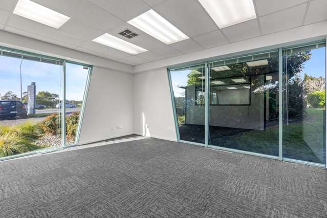 Unit E/100 Bush Road Rosedale_3