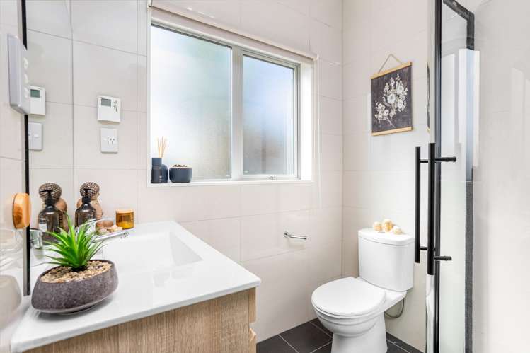 32 Rishworth Avenue Stanmore Bay_9