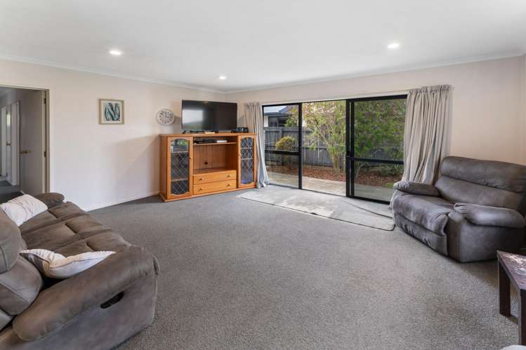 85 Templemore Drive Richmond_6