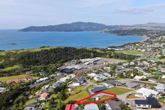 180° Bay Views + Caravan. Enquiries > $189,000!