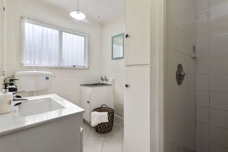 1/9 Strong Street Saint Johns_7