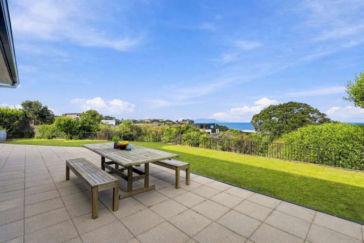 33 Lax Crescent Leigh_16