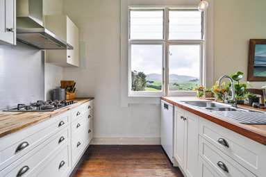 97 Waikareao Road_4