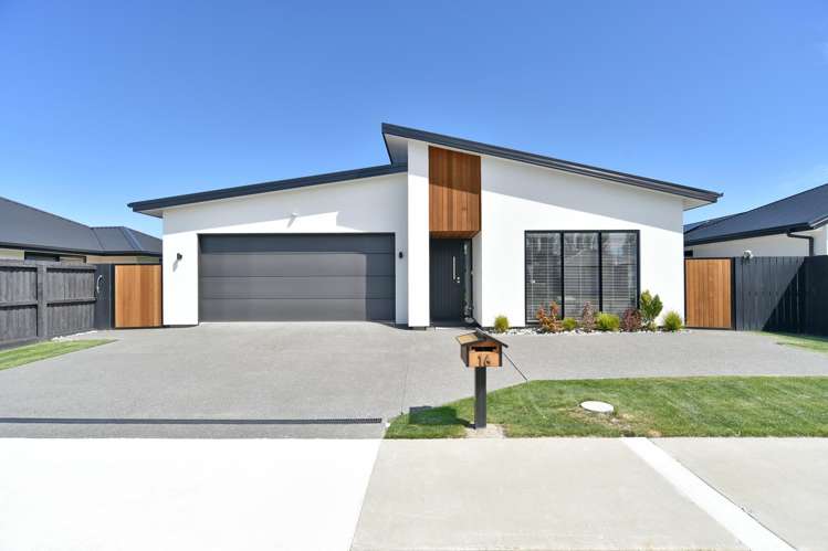 16 McQuillan Avenue_0