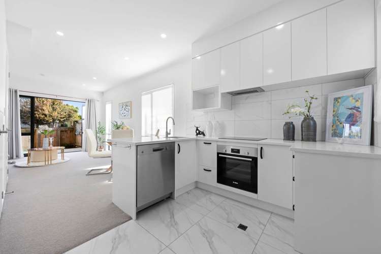 1/112 Moore Street Howick_5