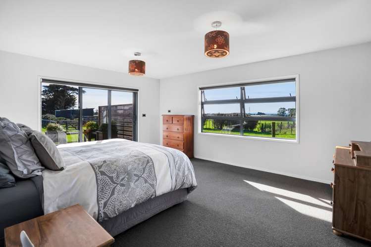 60 Monmouth Road Pembroke_24