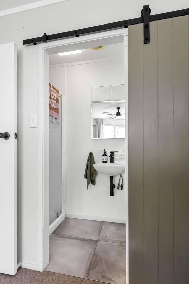 26 Doment Crescent Orewa_20