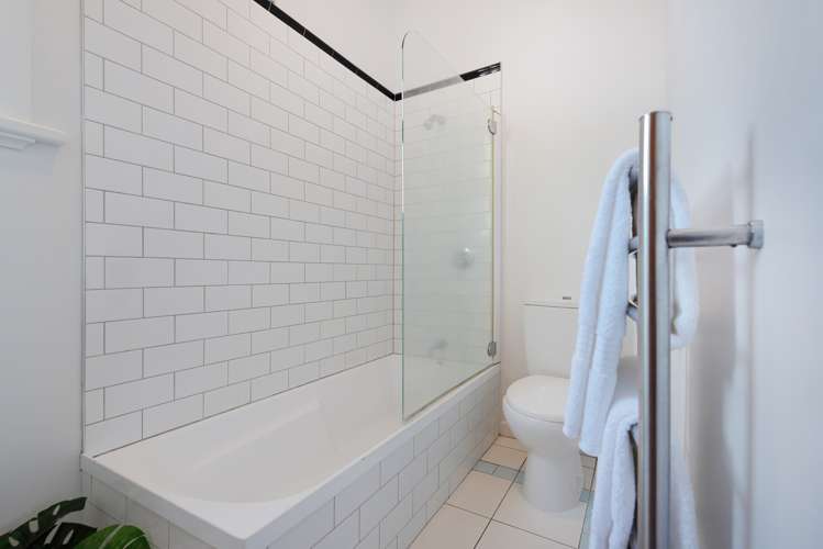 18 Dawson Street Berhampore_14