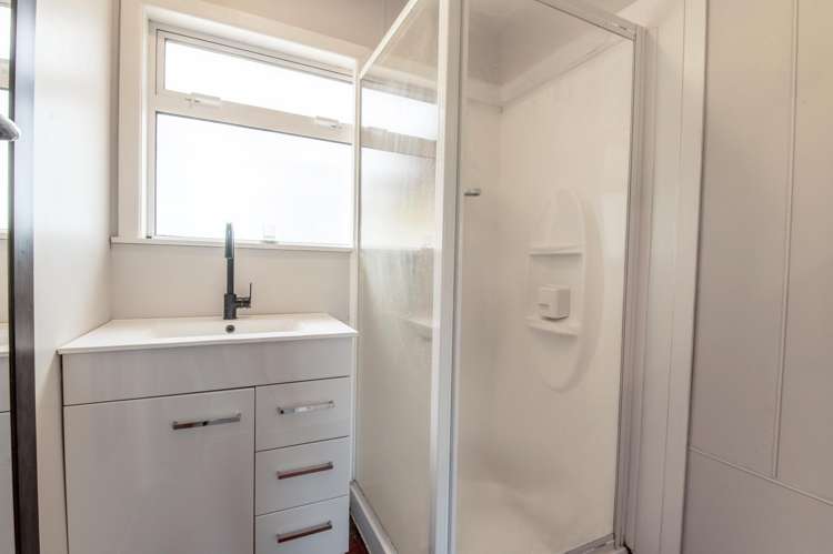 14 Clouston Crescent Fenton Park_17