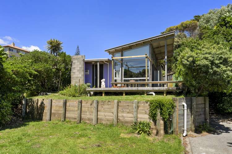 4 Tangahoe Street Paekakariki_17