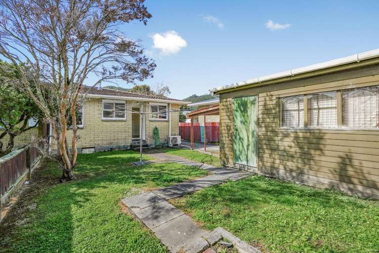 10 Langford Street Naenae_19