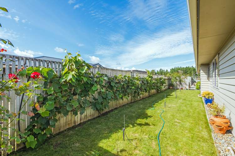 2 Tararua Drive Himatangi Beach_20