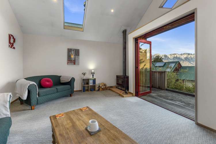 22a Evergreen Place Fernhill/Sunshine Bay_6