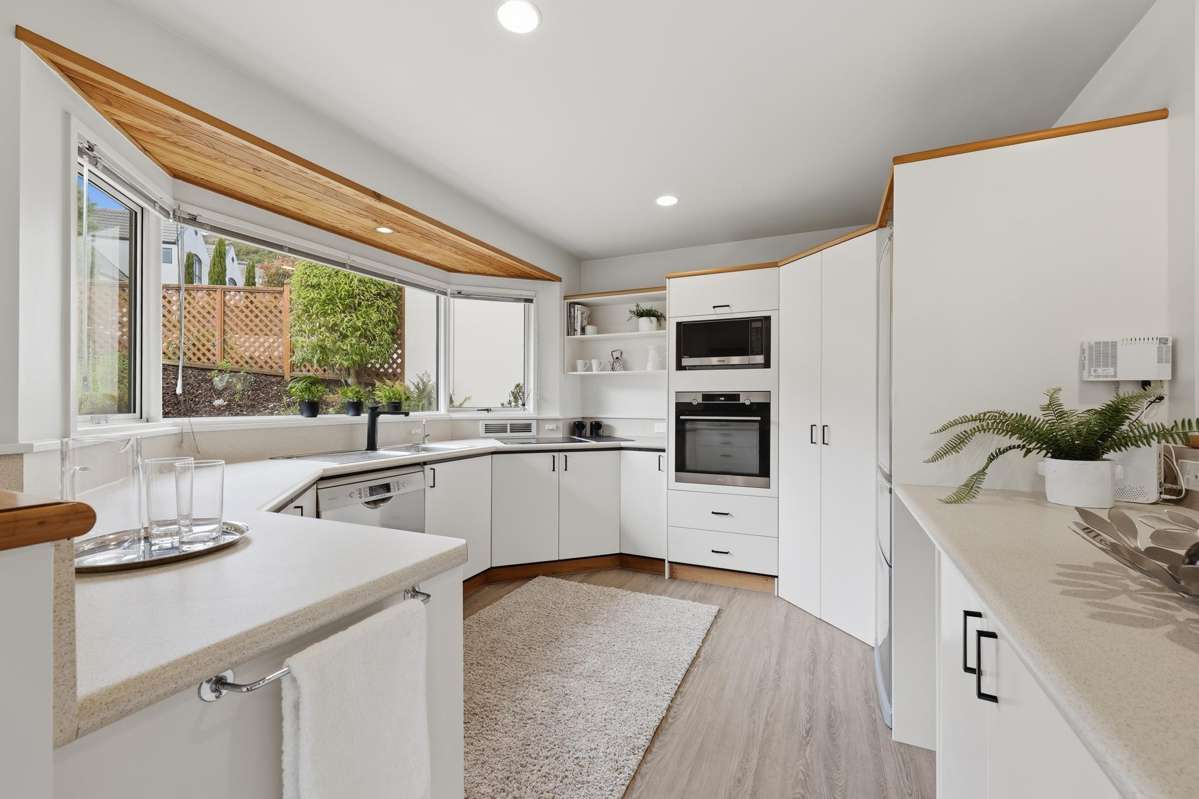 8 Ribbonwood Close_3