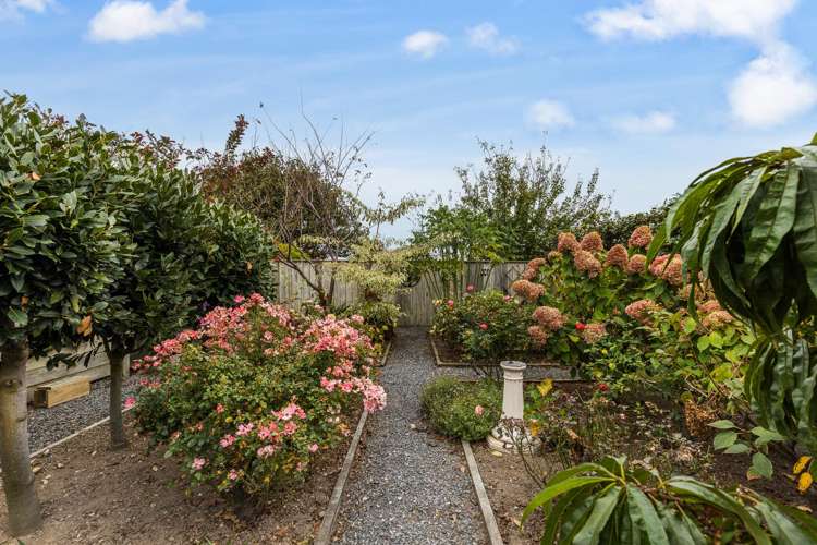 27 Waipunahau Road Waikanae_15