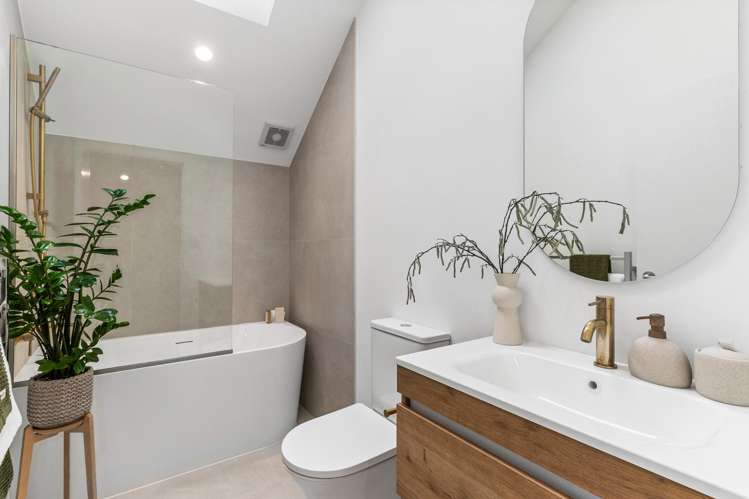 240A Rangatira Road Beach Haven_16
