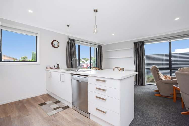 351 Burnett Street_3