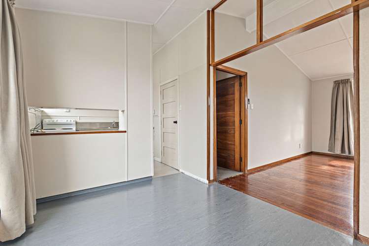 7 Betty Place Aranui_3