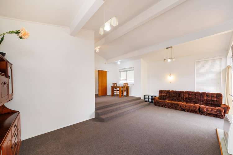 7 Saturn Crescent Milson_10