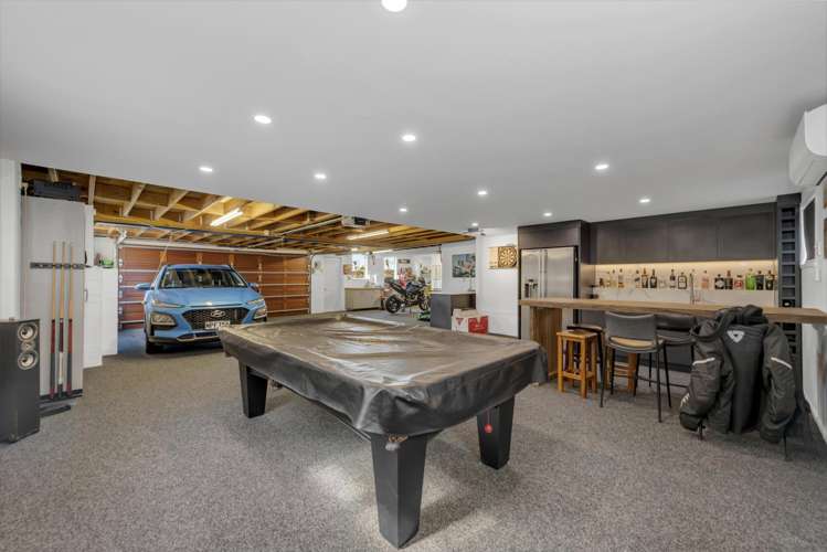 9 Bradbury Road Botany Downs_26