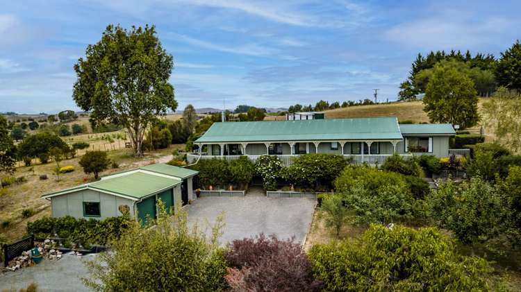 22 Tod Road Otane_21