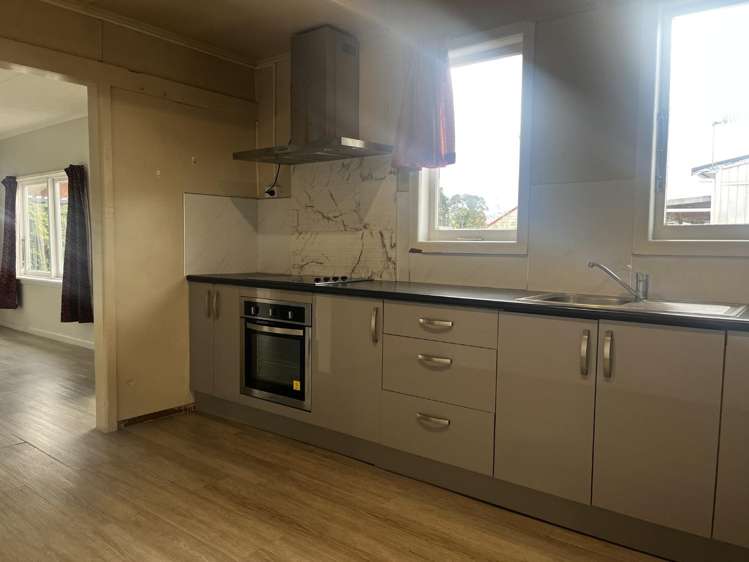 2/506 Southampton Street East 10474_6