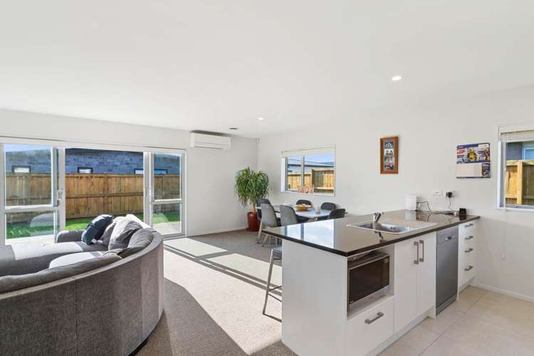 8 Lamborn Drive Papakura_8