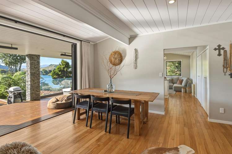 11 Calder Road Lake Okareka_14