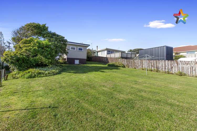 67 Tasman Road Otaki Beach_18