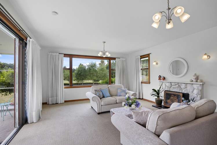 42 School Road Yaldhurst_3