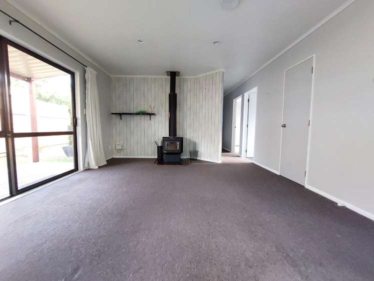 27A Vernon Avenue Takaro_2