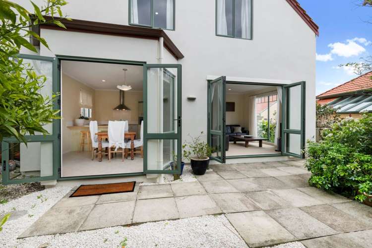 6 Parkwood Crescent Gulf Harbour_7