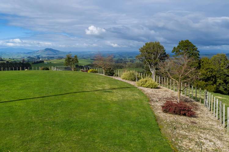 412 Pekanui Road Puketotara_15