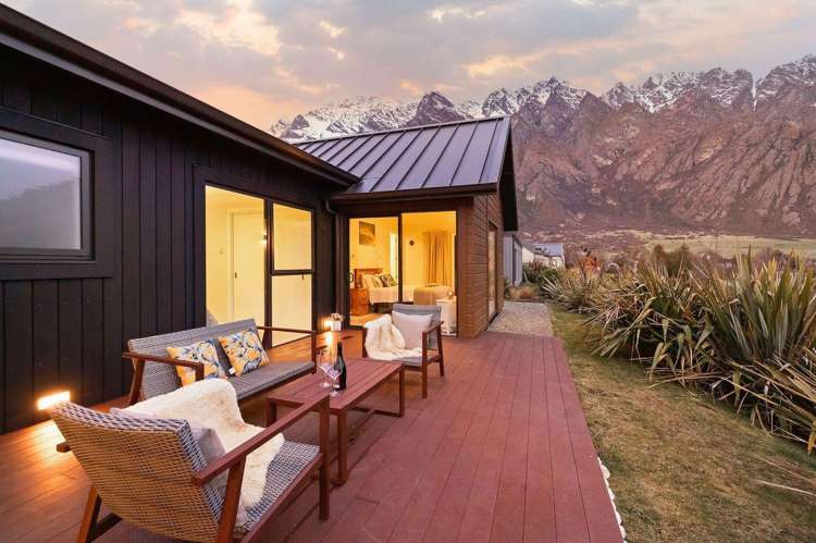  24 McKellar Drive Jack's Point_13