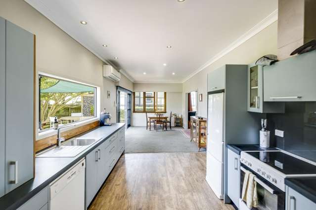 807 Puriri Street Raureka_3