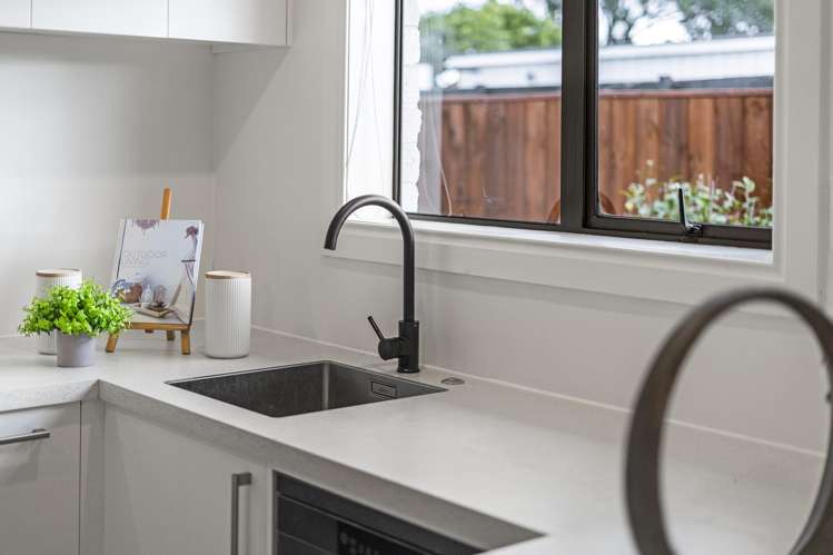 16 Riverside Road Orewa_13