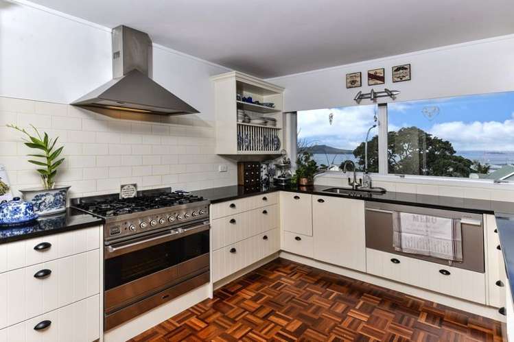 13 Katui Street Castor Bay_5