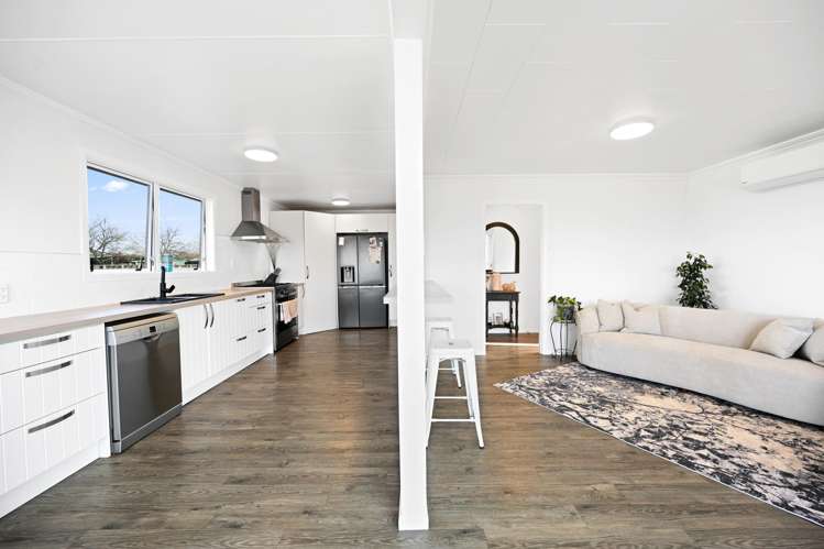 455 Kahikatea Drive Dinsdale_6