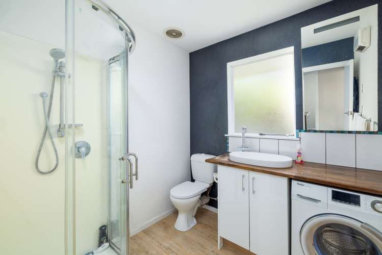 4/471 Hereford Street Linwood_6