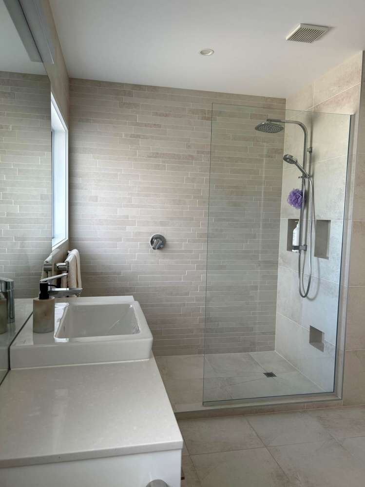 8 Downsview Road Pakuranga Heights_18