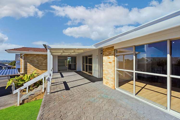 1 Fowey Avenue Te Atatu South_39
