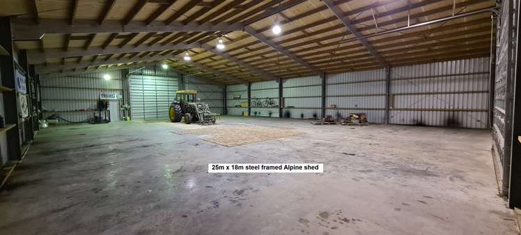 27 Mandeville Kingston Crossing Road Gore Surrounds_13